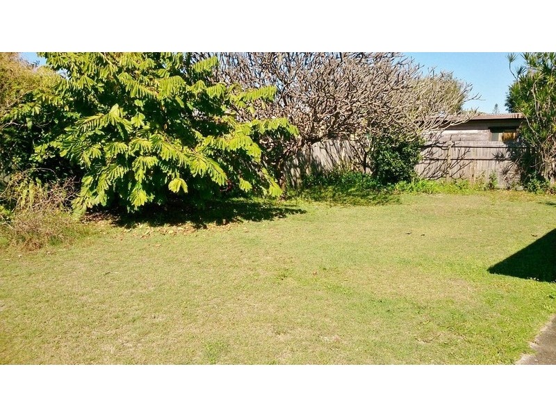 6 Caprice Court, Mermaid Waters QLD 4218