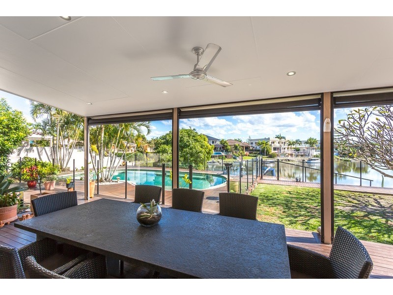8 Tortuga Place, Clear Island Waters QLD 4226