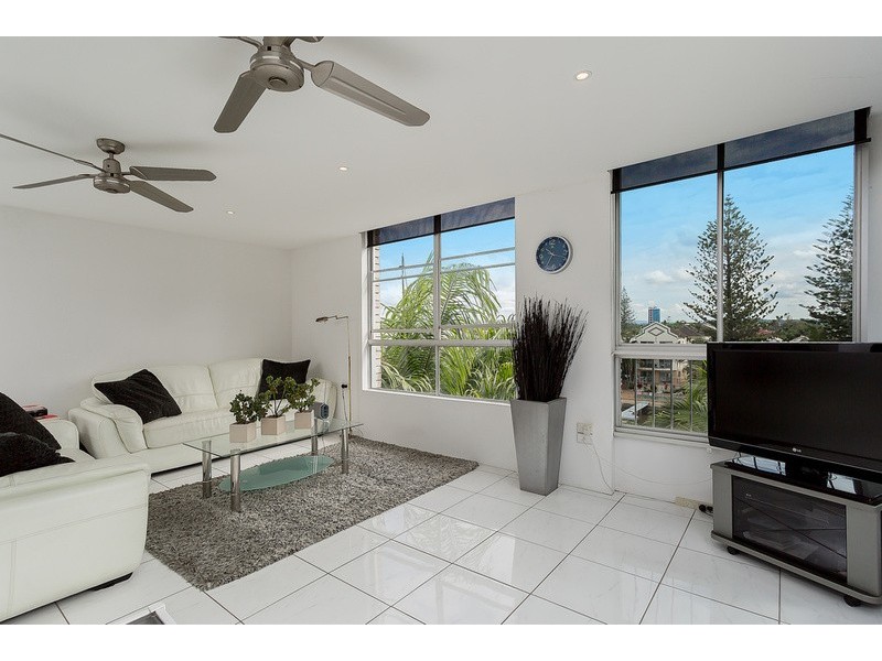 Brentwood/11 Paradise Island Drive, Surfers Paradise QLD 4217