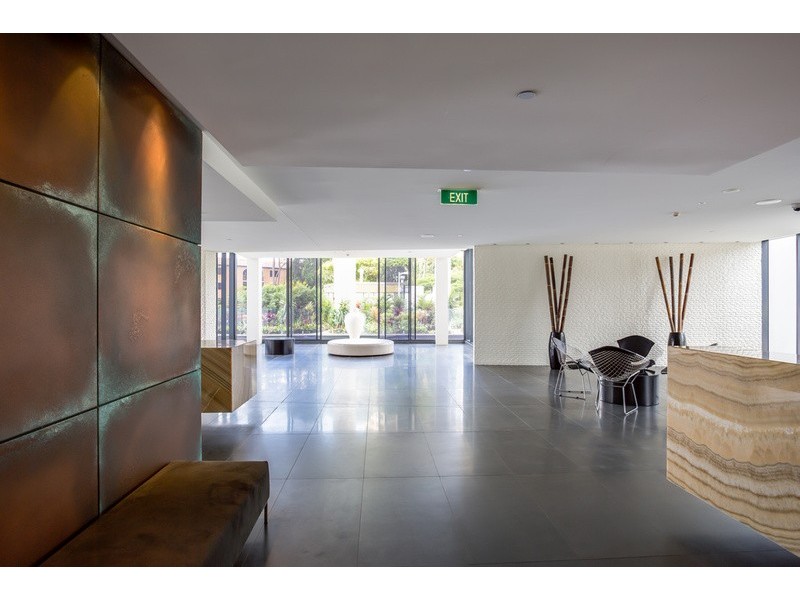 1802/’Avalon’ 4 Wahroonga Place, Surfers Paradise QLD 4217