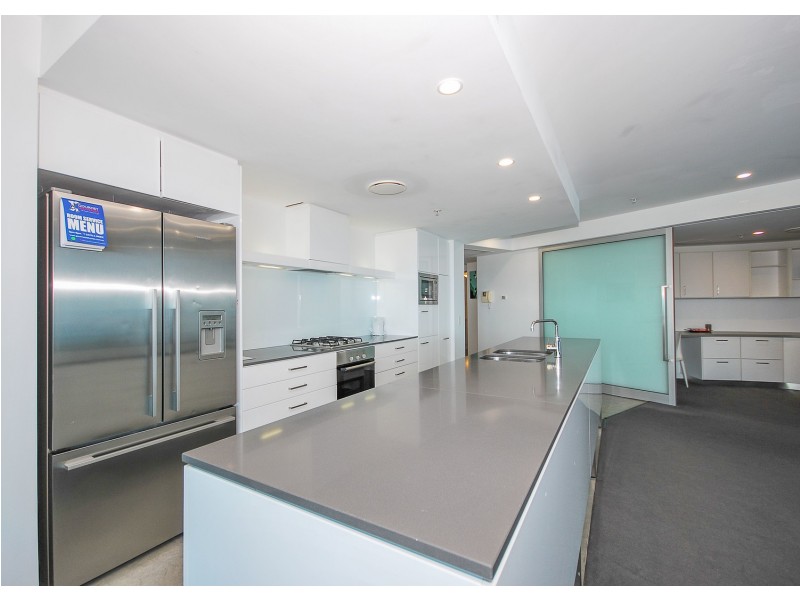 Q1/9 Hamilton Avenue, Surfers Paradise QLD 4217