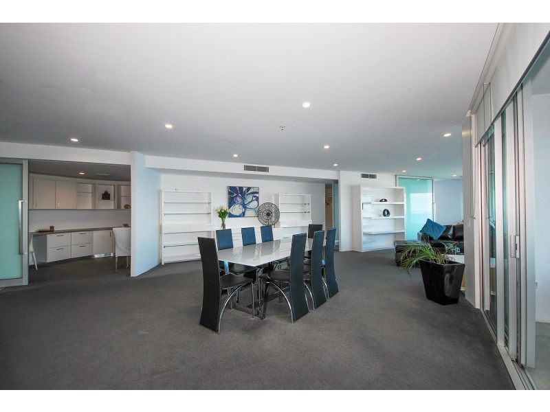 Q1/9 Hamilton Avenue, Surfers Paradise QLD 4217