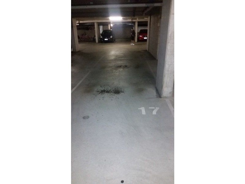 4 Proud Street, Labrador QLD 4215