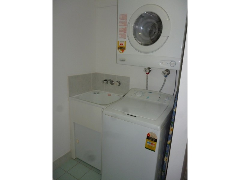 35 Palm Avenue, Surfers Paradise QLD 4217