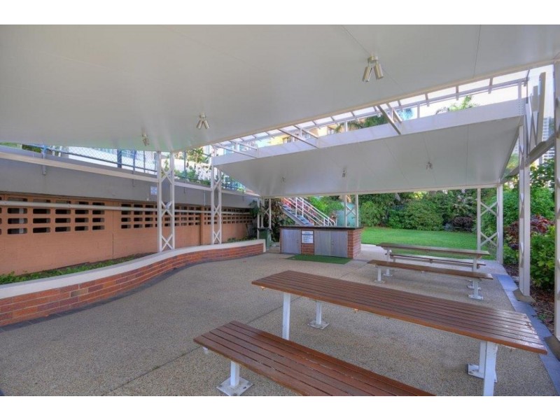 Waterways/40 Ferny Avenue, Surfers Paradise QLD 4217