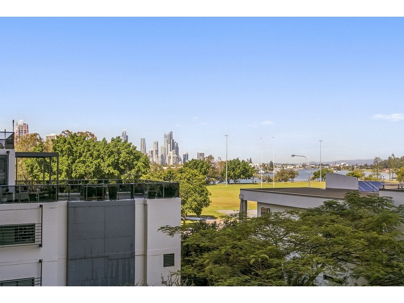 Unit 606/2 Aqua Street, Southport QLD 4215