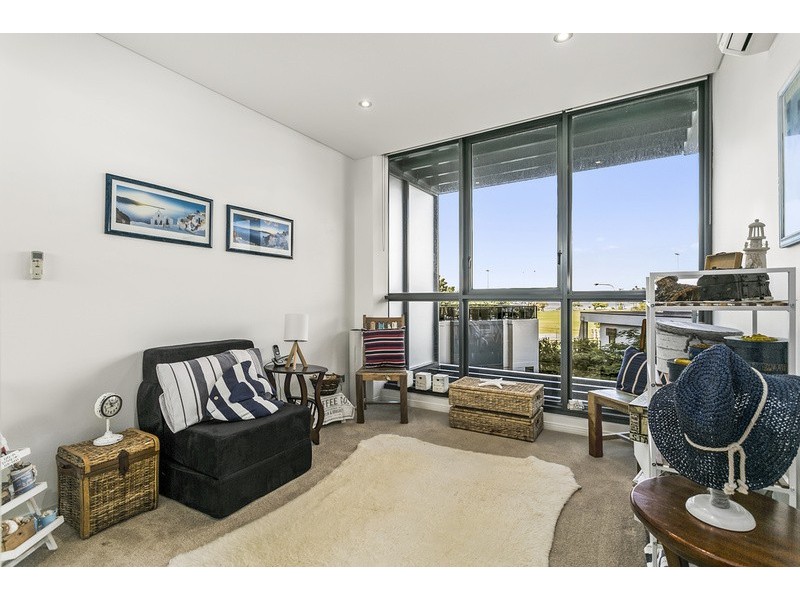 Unit 606/2 Aqua Street, Southport QLD 4215