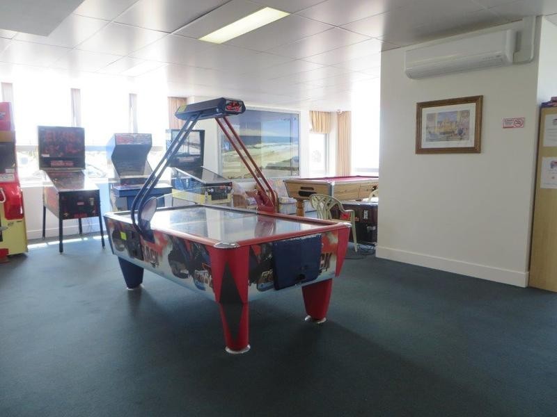 506/’Surfers Chateau’ 44 The Esplanade, Surfers Paradise QLD 4217