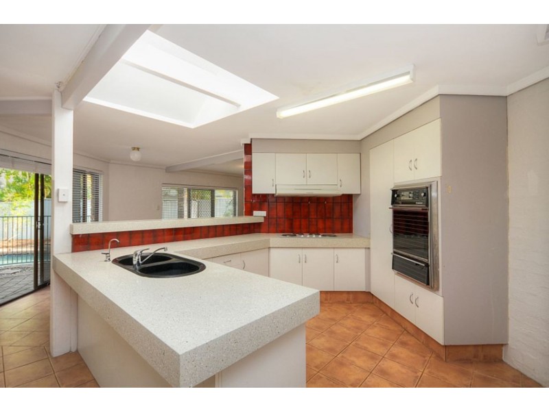 4  Costa Court, Broadbeach Waters QLD 4218