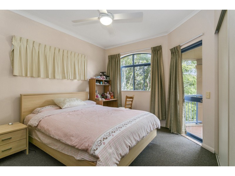 Martinique Gardens/4 Monte Carlo Avenue, Surfers Paradise QLD 4217