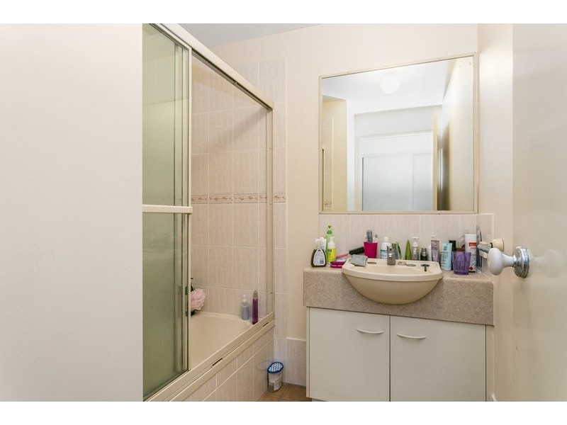 Martinique Gardens/4 Monte Carlo Avenue, Surfers Paradise QLD 4217