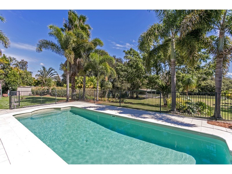 9 Gwydir Court, Helensvale QLD 4212
