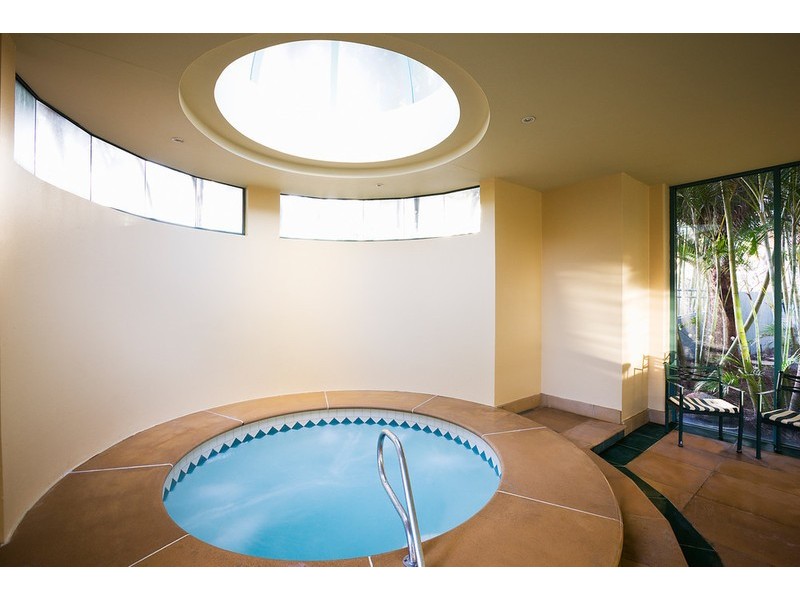 Crown Towers/5-19 Palm Avenue, Surfers Paradise QLD 4217