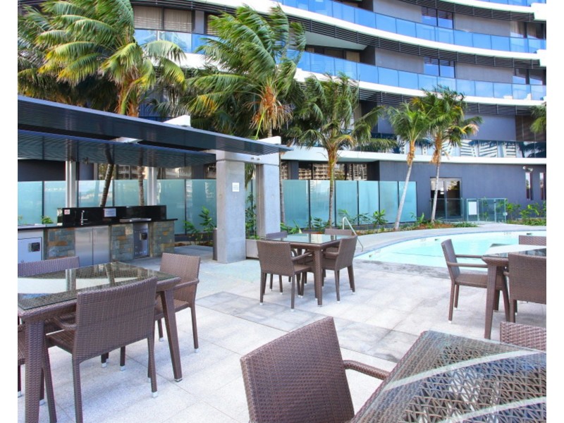 “Oracle”/21 Elizabeth Avenue, Broadbeach QLD 4218