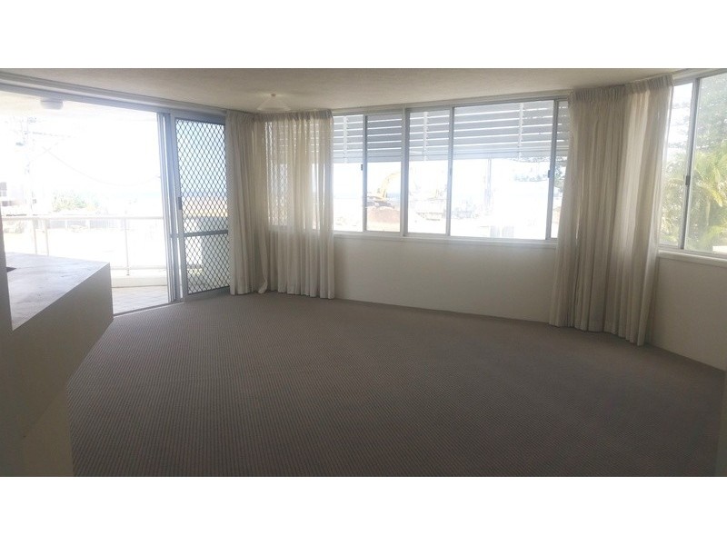 33 Old Burleigh Road, Surfers Paradise QLD 4217