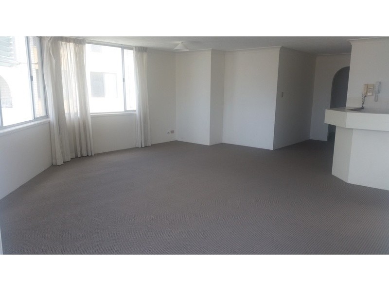33 Old Burleigh Road, Surfers Paradise QLD 4217