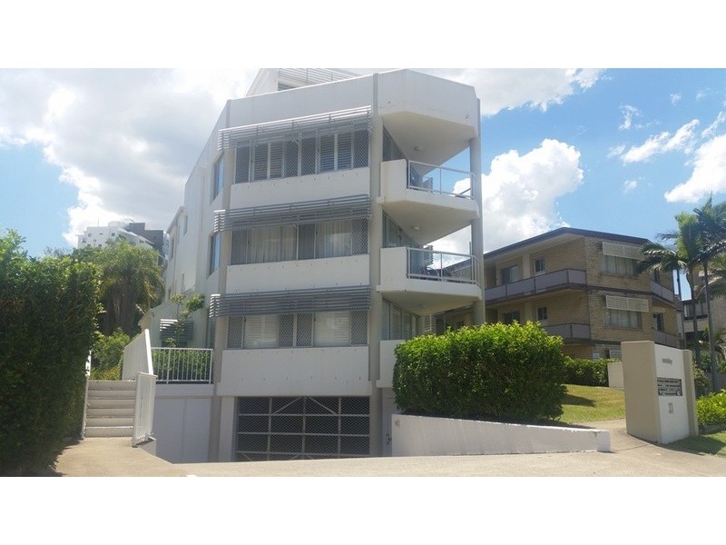 33 Old Burleigh Road, Surfers Paradise QLD 4217