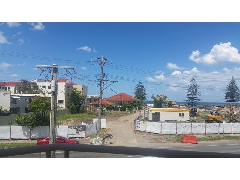 33 Old Burleigh Road, Surfers Paradise QLD 4217