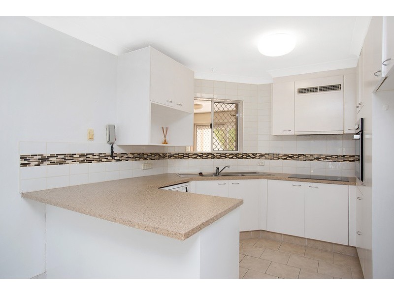 19 Heath Street, Southport QLD 4215