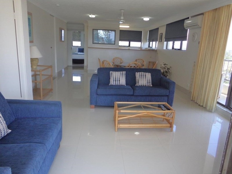 Aristocrat/19 Aubrey Street, Surfers Paradise QLD 4217