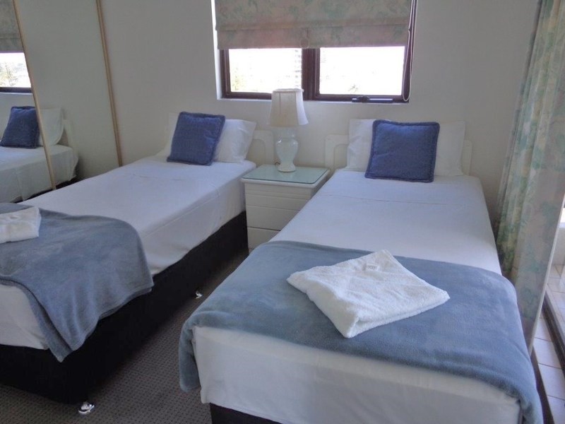 Aristocrat/19 Aubrey Street, Surfers Paradise QLD 4217