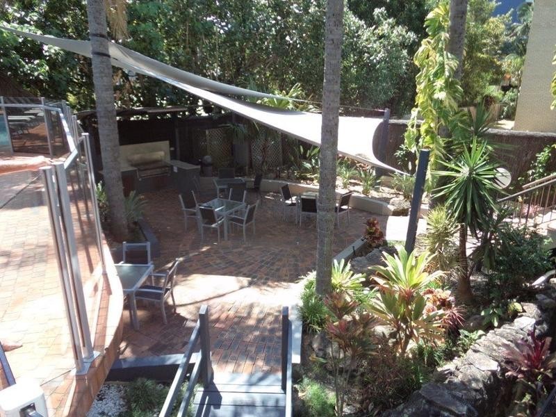 Aristocrat/19 Aubrey Street, Surfers Paradise QLD 4217