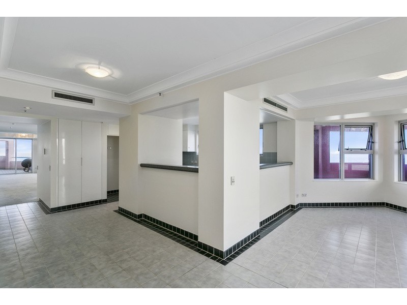 Unit 185/12 Commodore Drive, Surfers Paradise QLD 4217