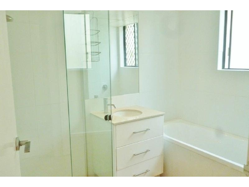 49 Old Burleigh Road, Surfers Paradise QLD 4217