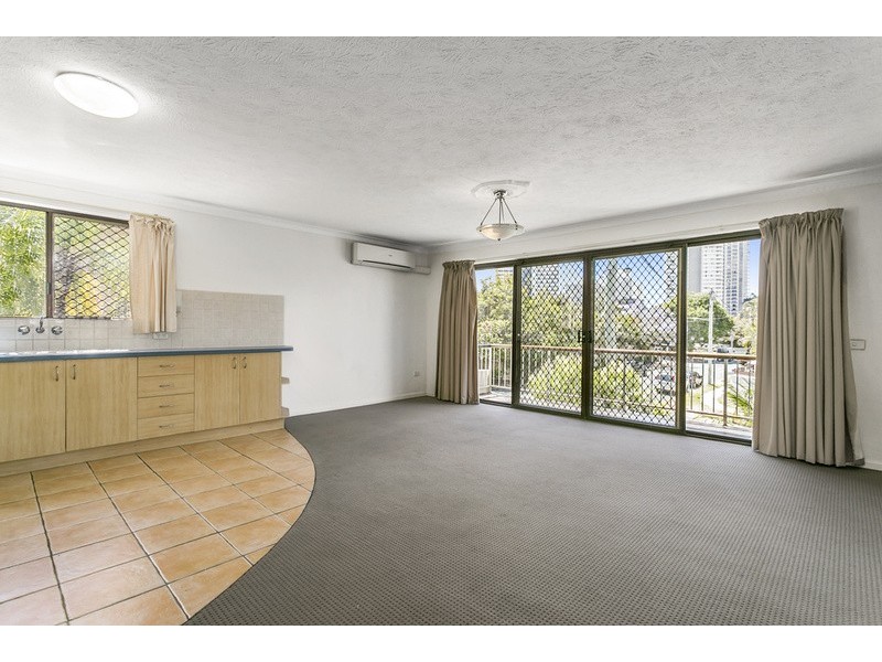 12/26 Stanhill Drive, Chevron Island QLD 4217