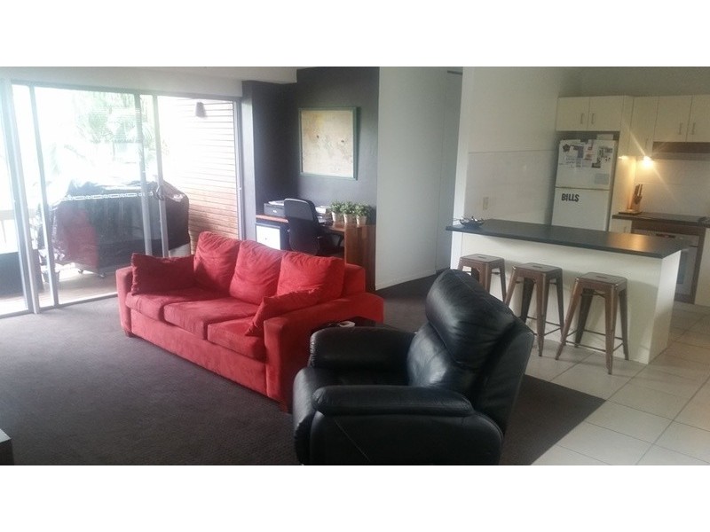 18 Tarcoola Crescent, Surfers Paradise QLD 4217