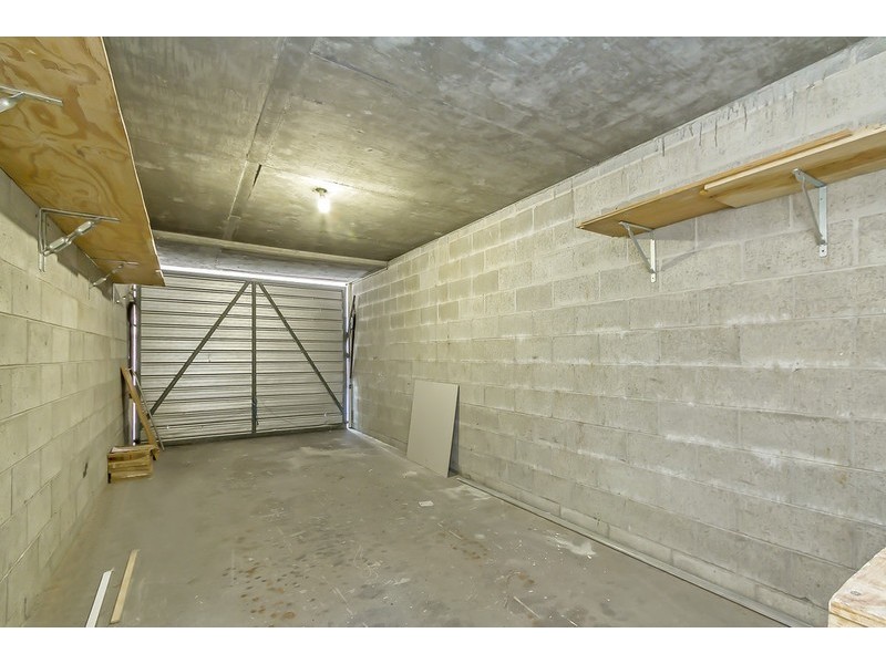 18 Tarcoola Crescent, Surfers Paradise QLD 4217