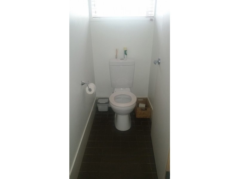 18 Tarcoola Crescent, Surfers Paradise QLD 4217