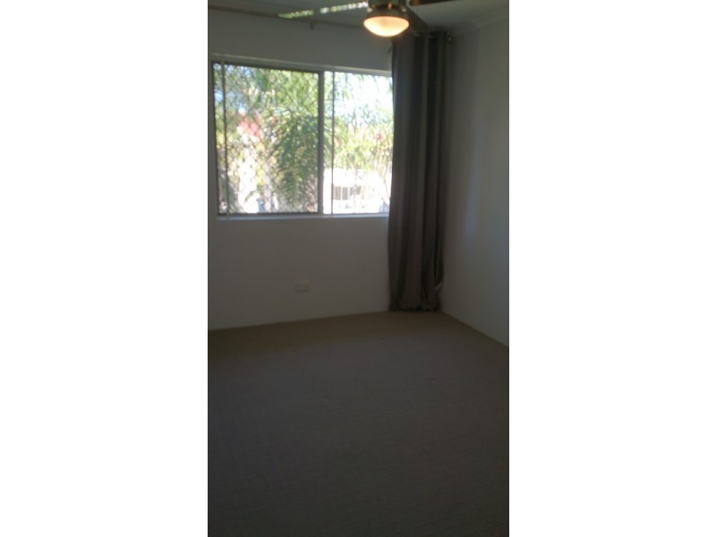 17 Genoa Street, Surfers Paradise QLD 4217