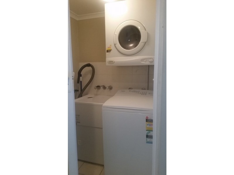 19 Aubrey Street, Surfers Paradise QLD 4217