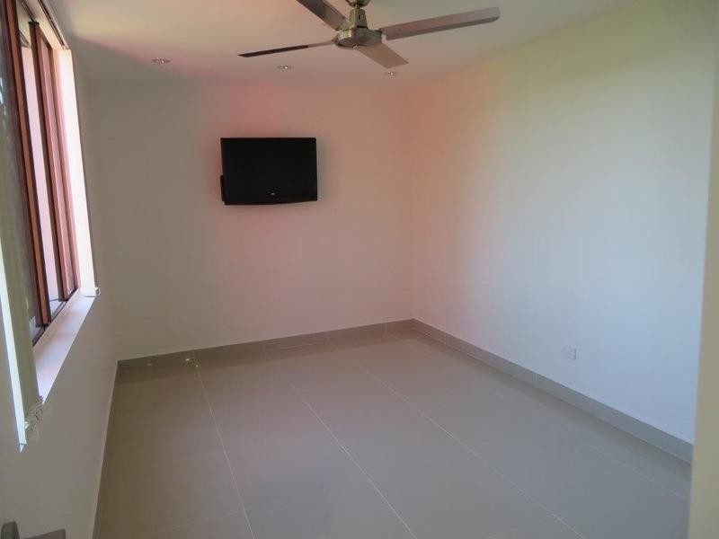 38 Enderley Avenue, Surfers Paradise QLD 4217