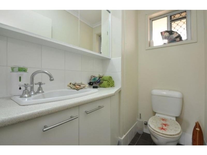 48 Old Burleigh Road, Surfers Paradise QLD 4217