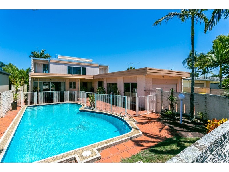 9 La Spezia Court, Surfers Paradise QLD 4217