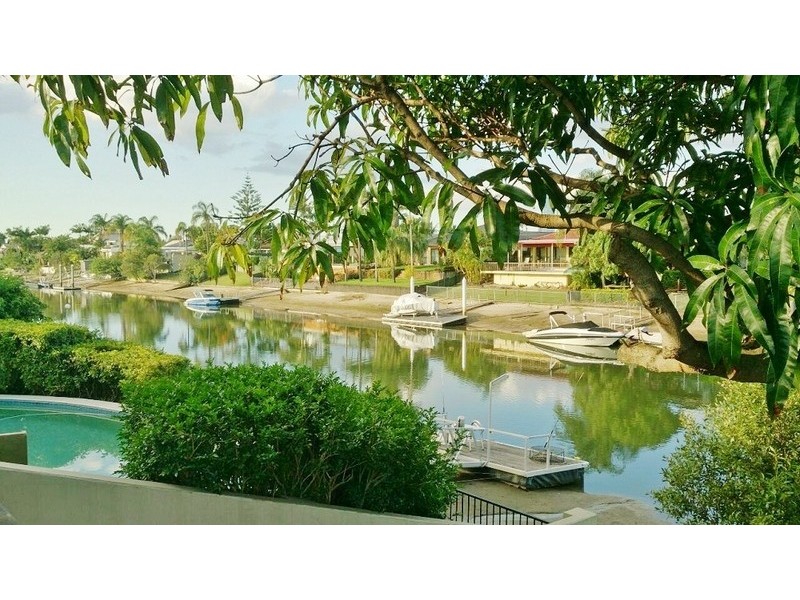 93 Campbell Street, Sorrento QLD 4217