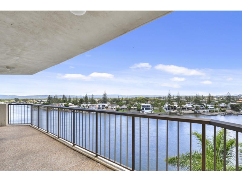 Florida/2916 Gold Coast Highway, Surfers Paradise QLD 4217