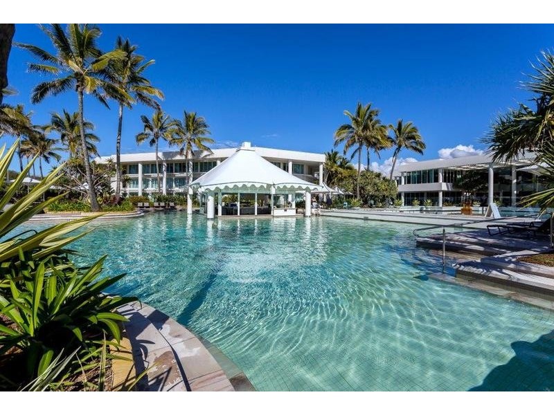 Main Beach QLD 4217