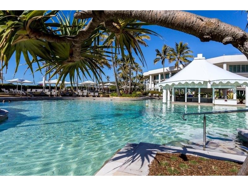 Main Beach QLD 4217