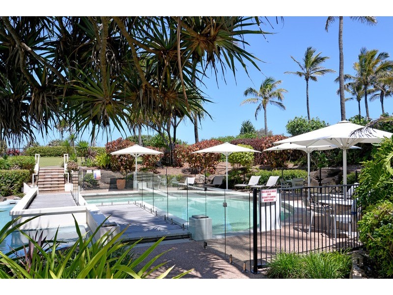 Main Beach QLD 4217