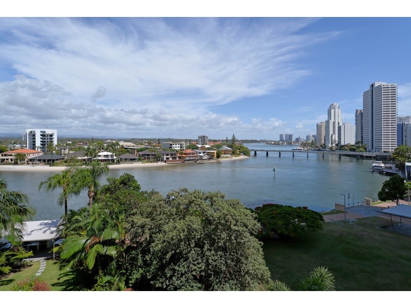 The Moorings/63 Cavil Avenue, Surfers Paradise QLD 4217