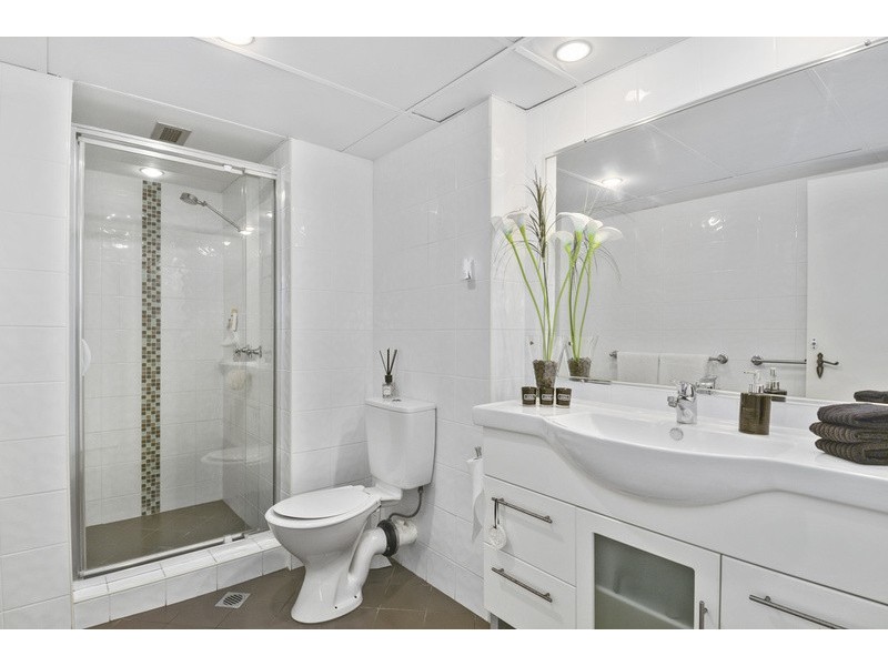 The Moorings/63 Cavil Avenue, Surfers Paradise QLD 4217