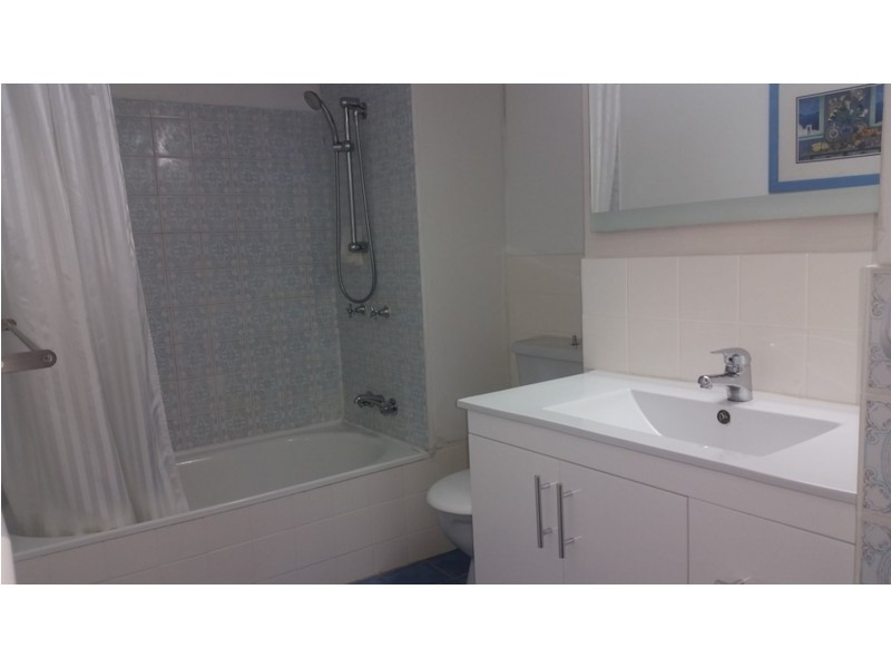 “Chateau”/44-52 the Esplanade, Surfers Paradise QLD 4217