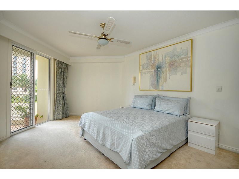 Moroccan/6 View Avenue, Surfers Paradise QLD 4217