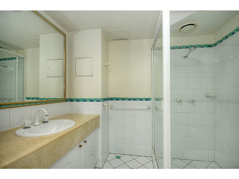 Moroccan/6 View Avenue, Surfers Paradise QLD 4217