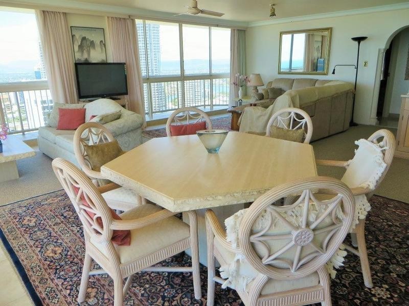 ‘Imperial Surf’ 80 The Esplanade, Surfers Paradise QLD 4217