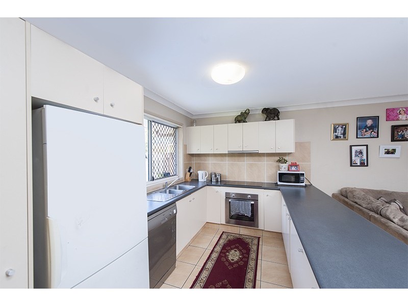 1 Coelia Court, Carrara QLD 4211