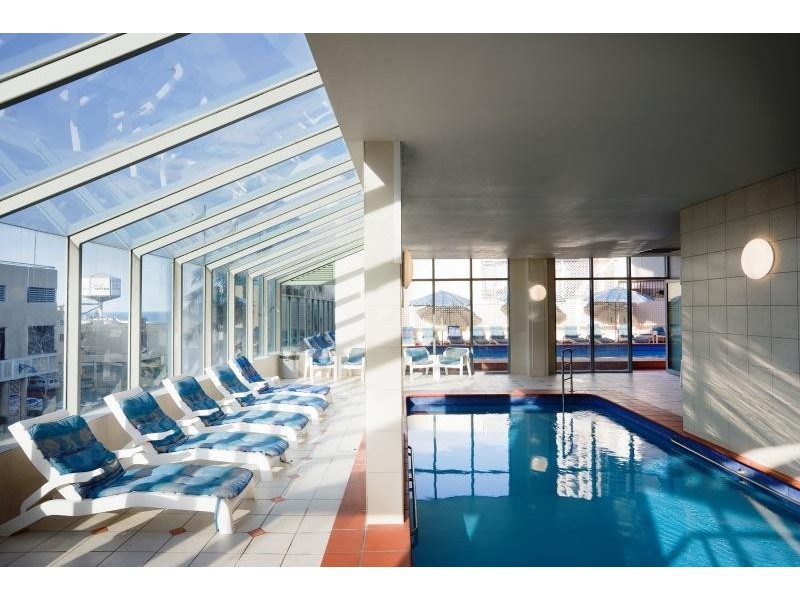 18 Hanlan Street, Surfers Paradise QLD 4217